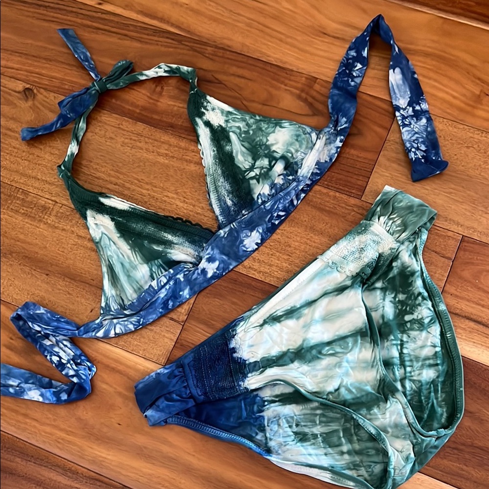 Lucky Brand Tie-Dye Bikini Set
